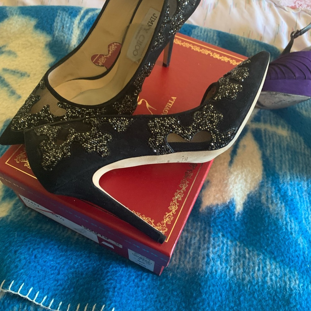Shoes - Picture 2 of 7